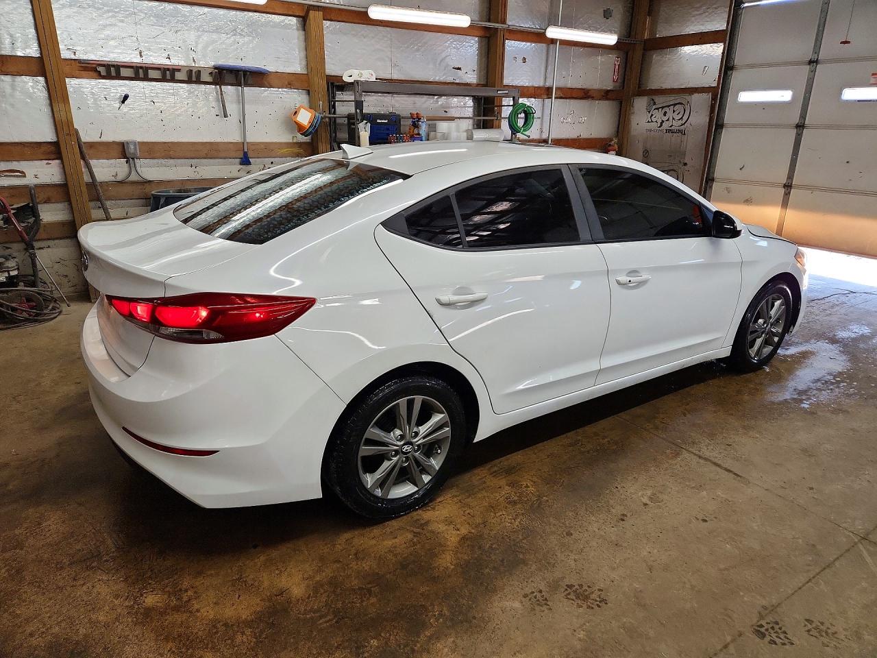 2017 HYUNDAI ELANTRA VALUE EDITION photo 5