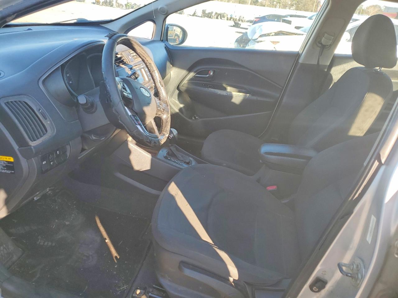 2012 KIA RIO EX photo 7