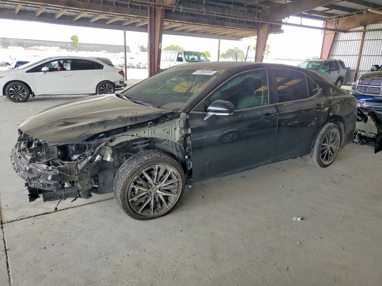 2024 TOYOTA CAMRY
