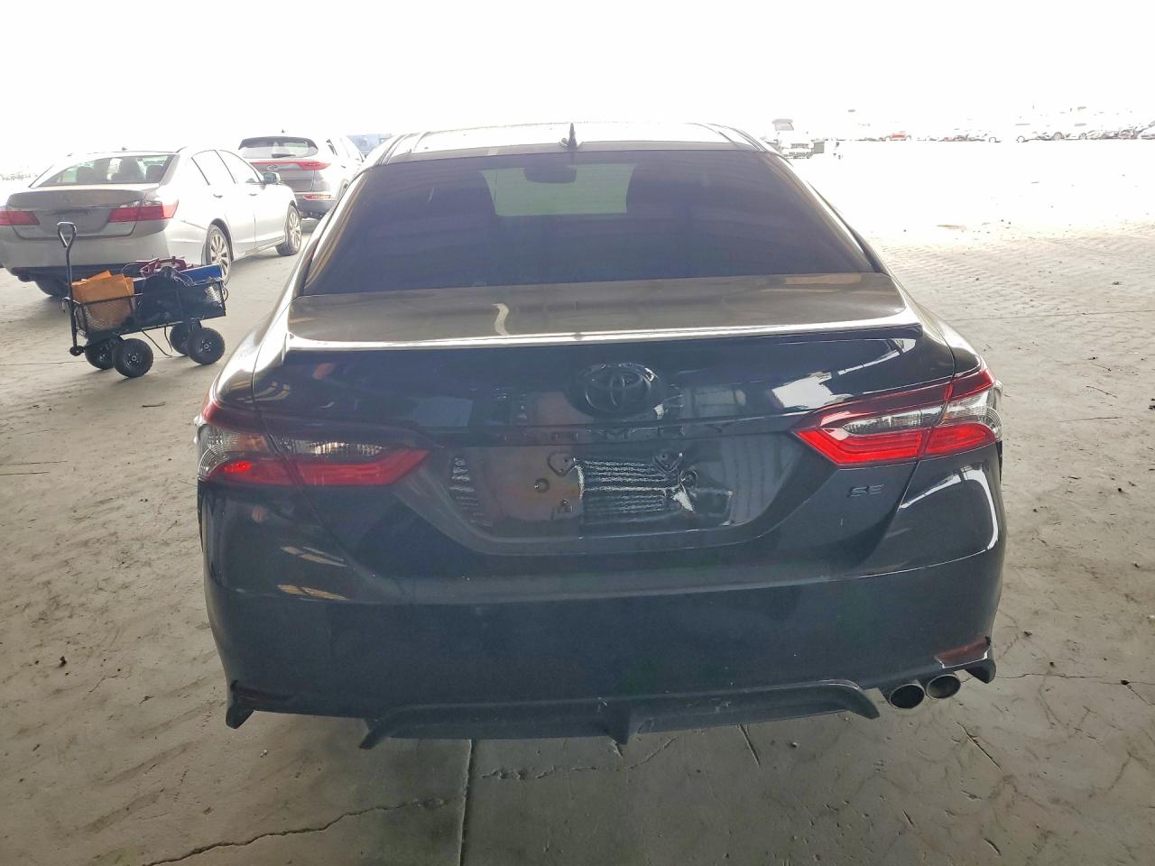 2024 TOYOTA CAMRY SE photo 16