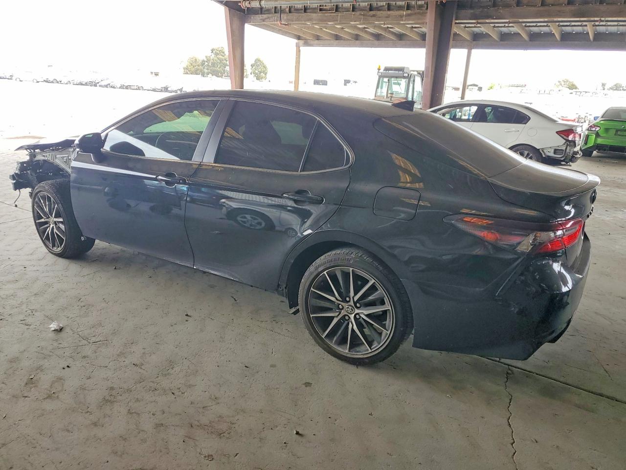 2024 TOYOTA CAMRY SE photo 4