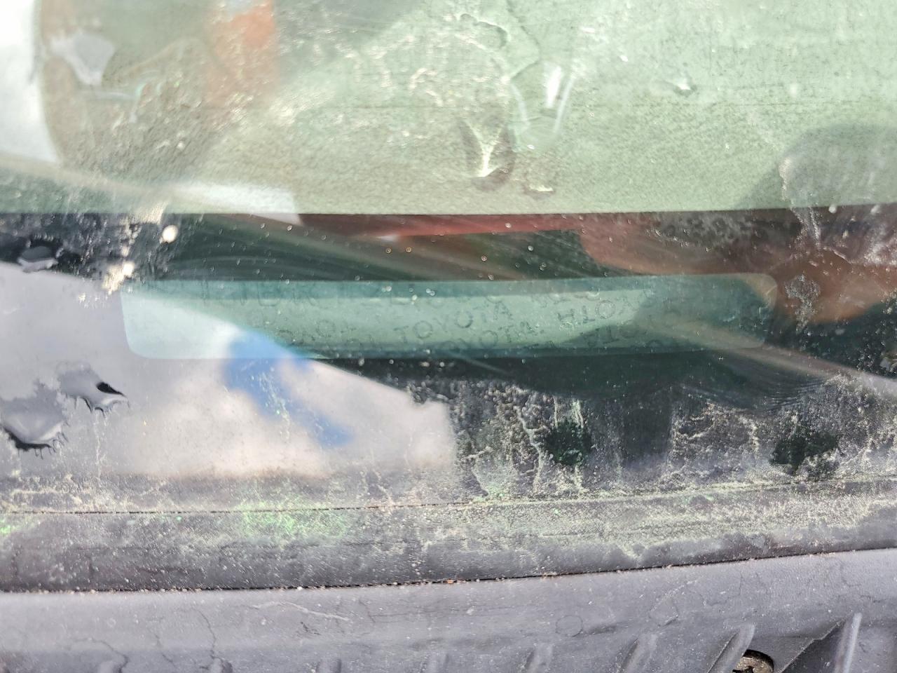 2001 TOYOTA COROLLA CE photo 13