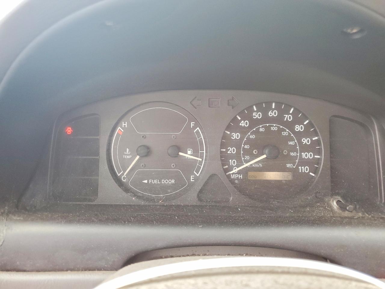 2001 TOYOTA COROLLA CE photo 9