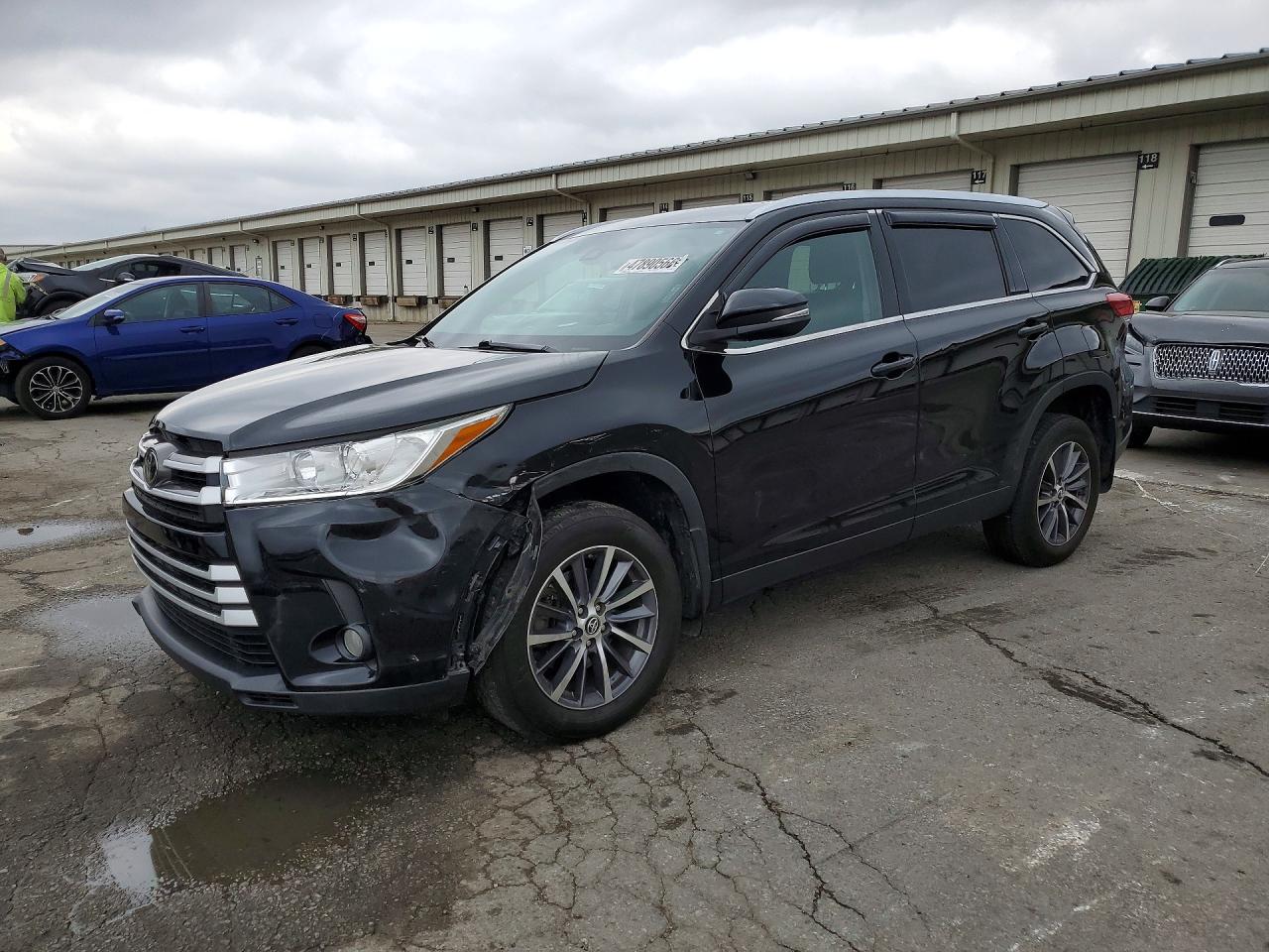 2019 TOYOTA HIGHLANDER