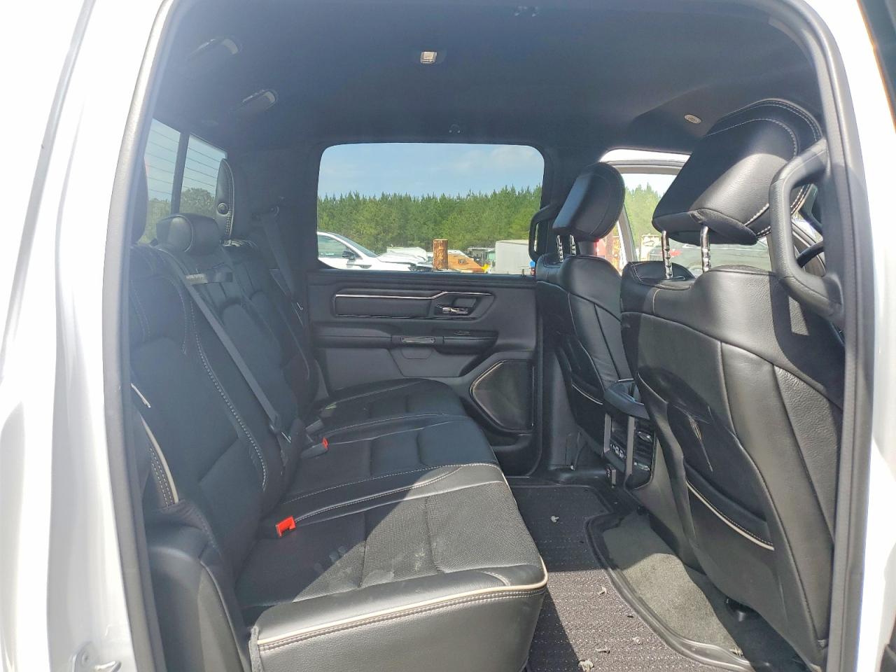 2023 RAM 1500 LIMITED photo 10