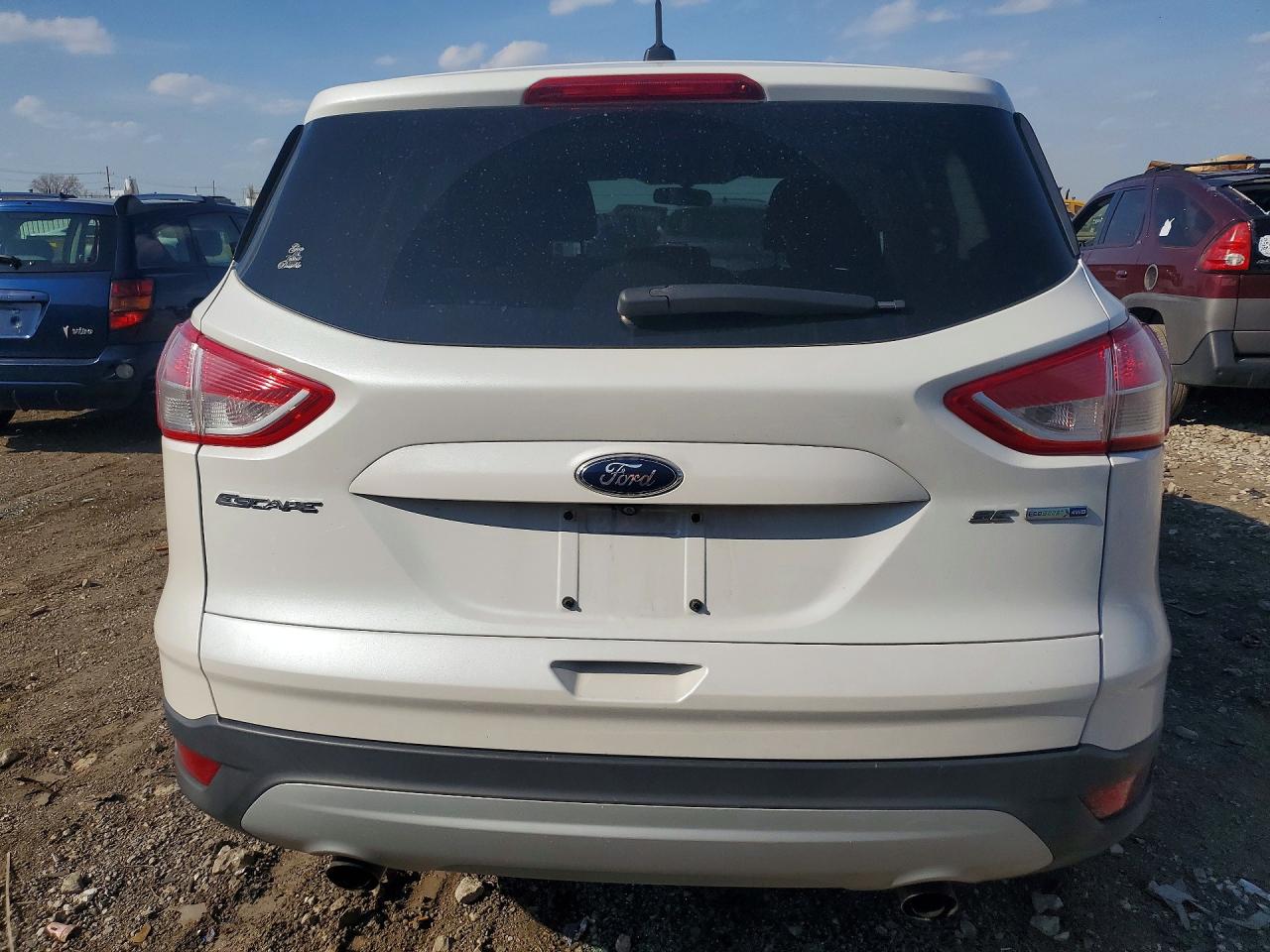 2014 FORD ESCAPE SE photo 16