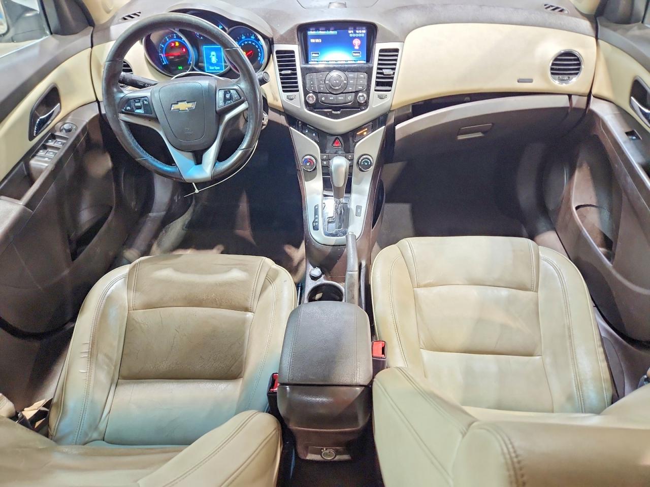 2014 CHEVROLET CRUZE LT photo 22