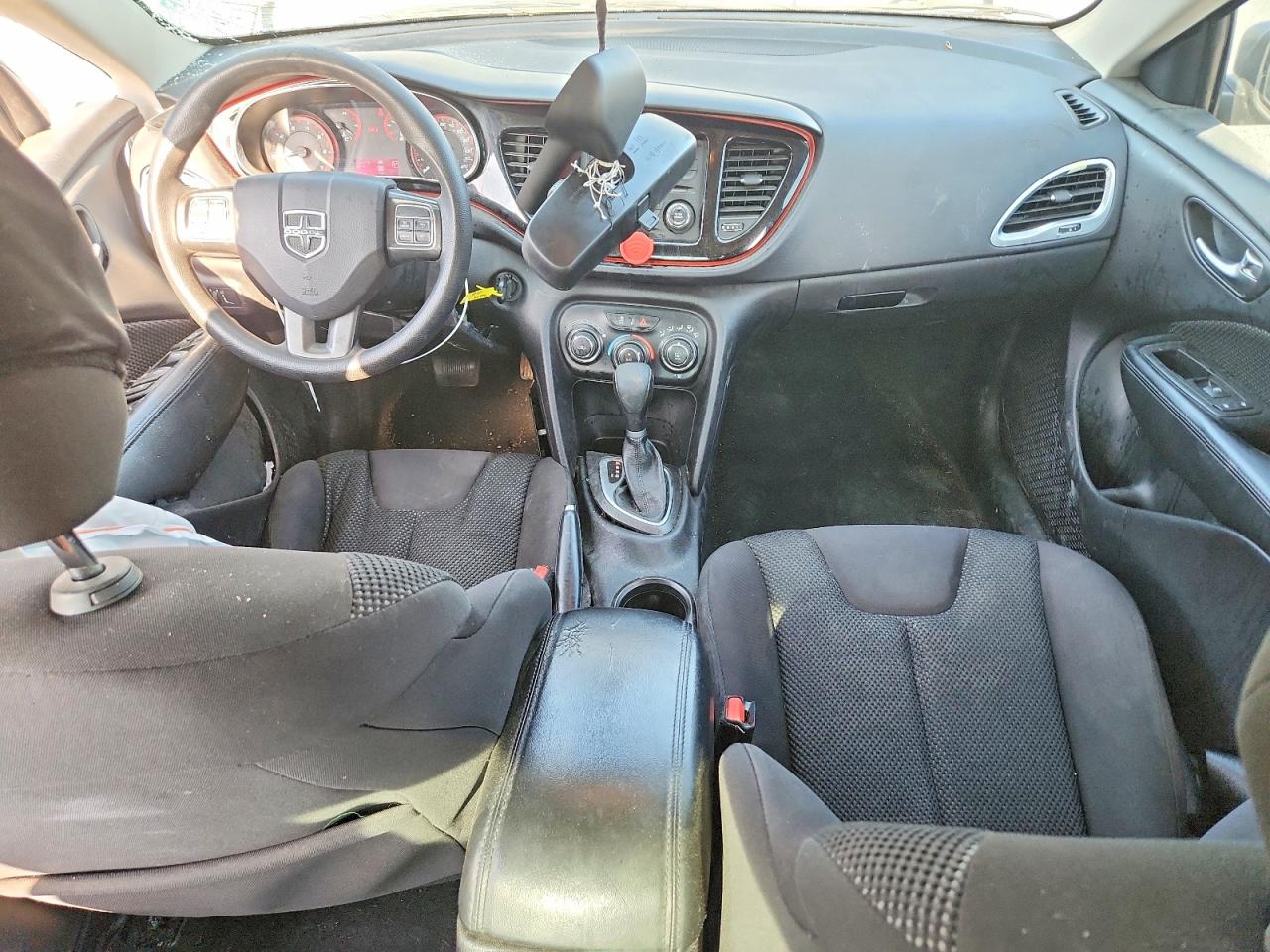 2015 DODGE DART SE photo 8