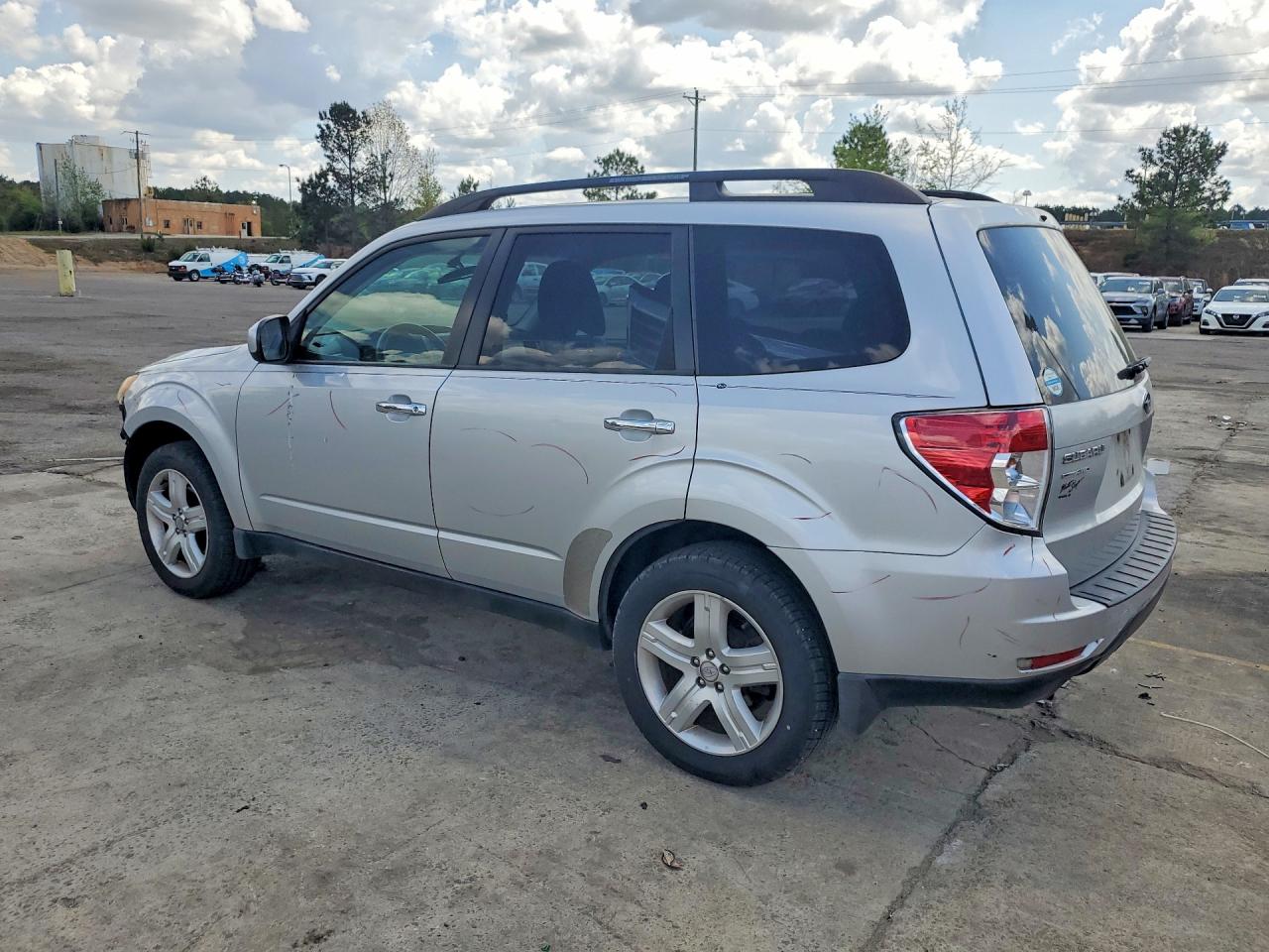2010 SUBARU FORESTER 2.5X PREMIUM photo 2