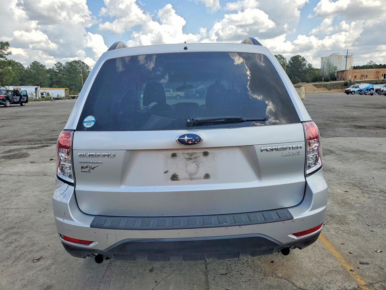 2010 SUBARU FORESTER 2.5X PREMIUM photo 6