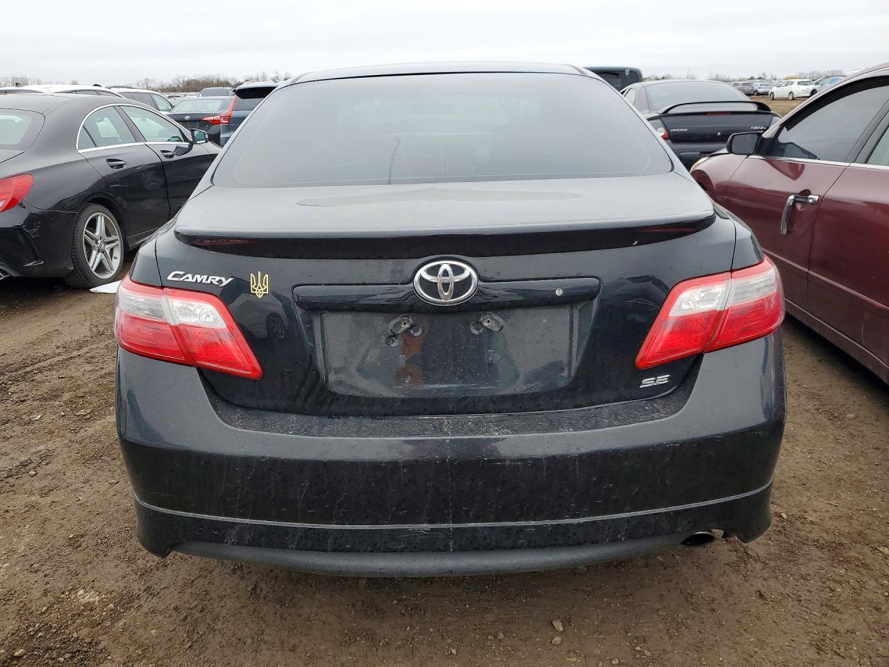 2009 TOYOTA CAMRY SE photo 6