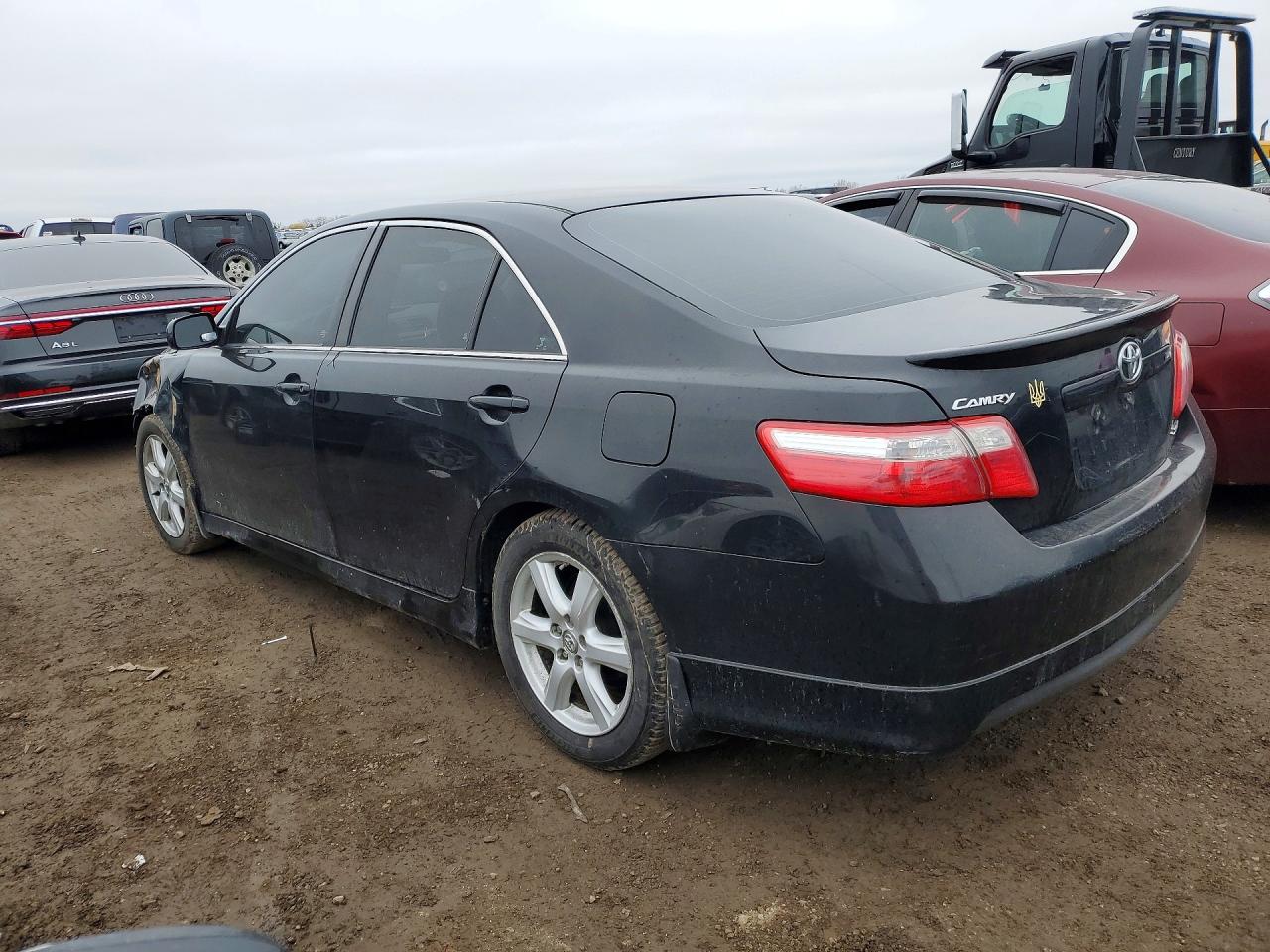 2009 TOYOTA CAMRY SE photo 2
