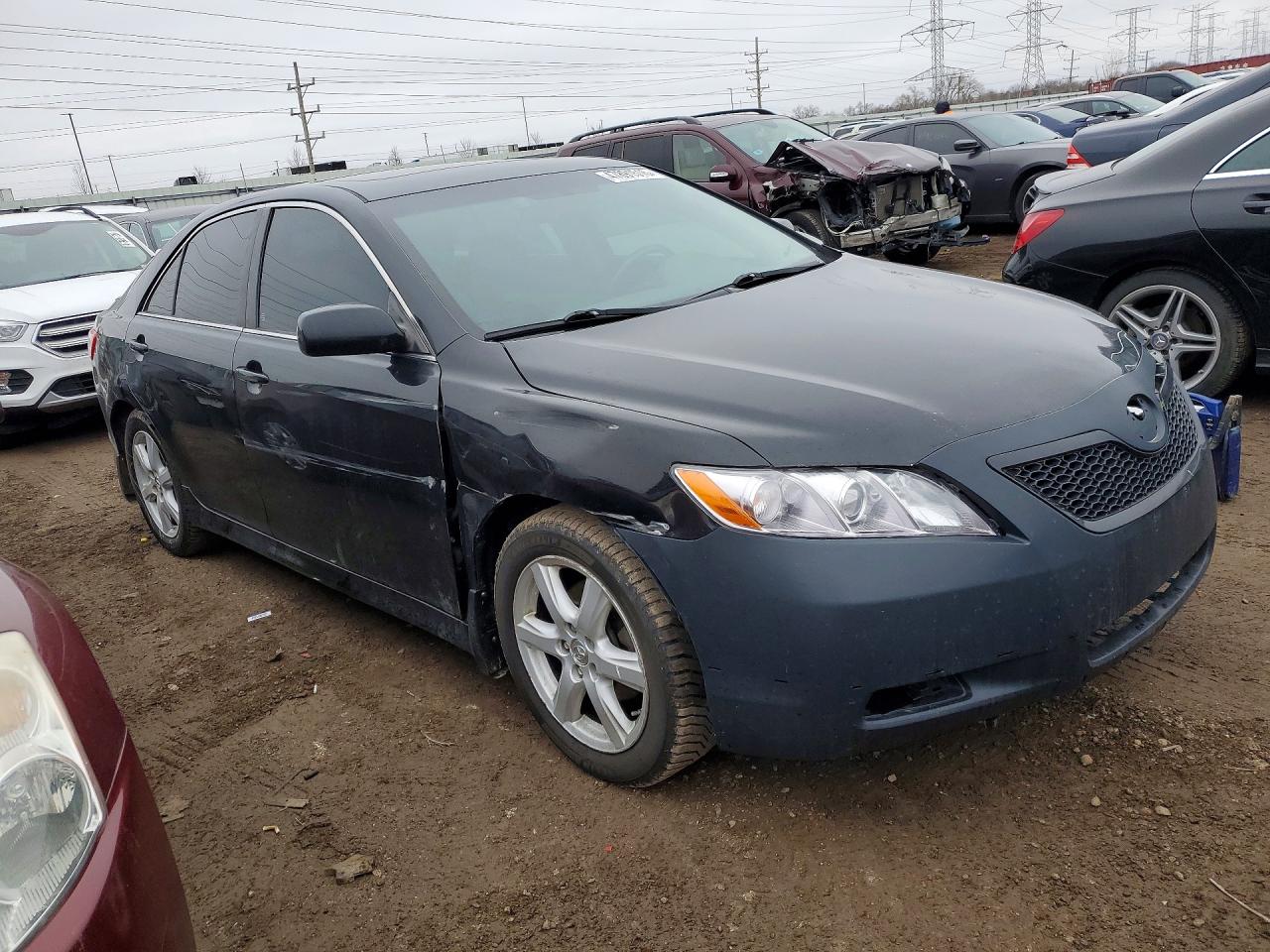 2009 TOYOTA CAMRY SE photo 4