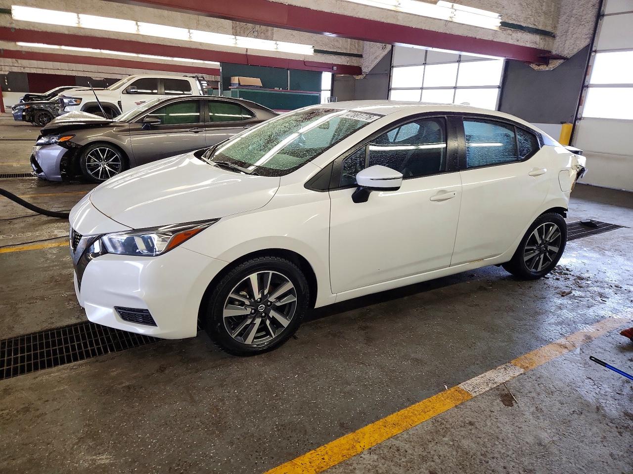 2021 NISSAN VERSA