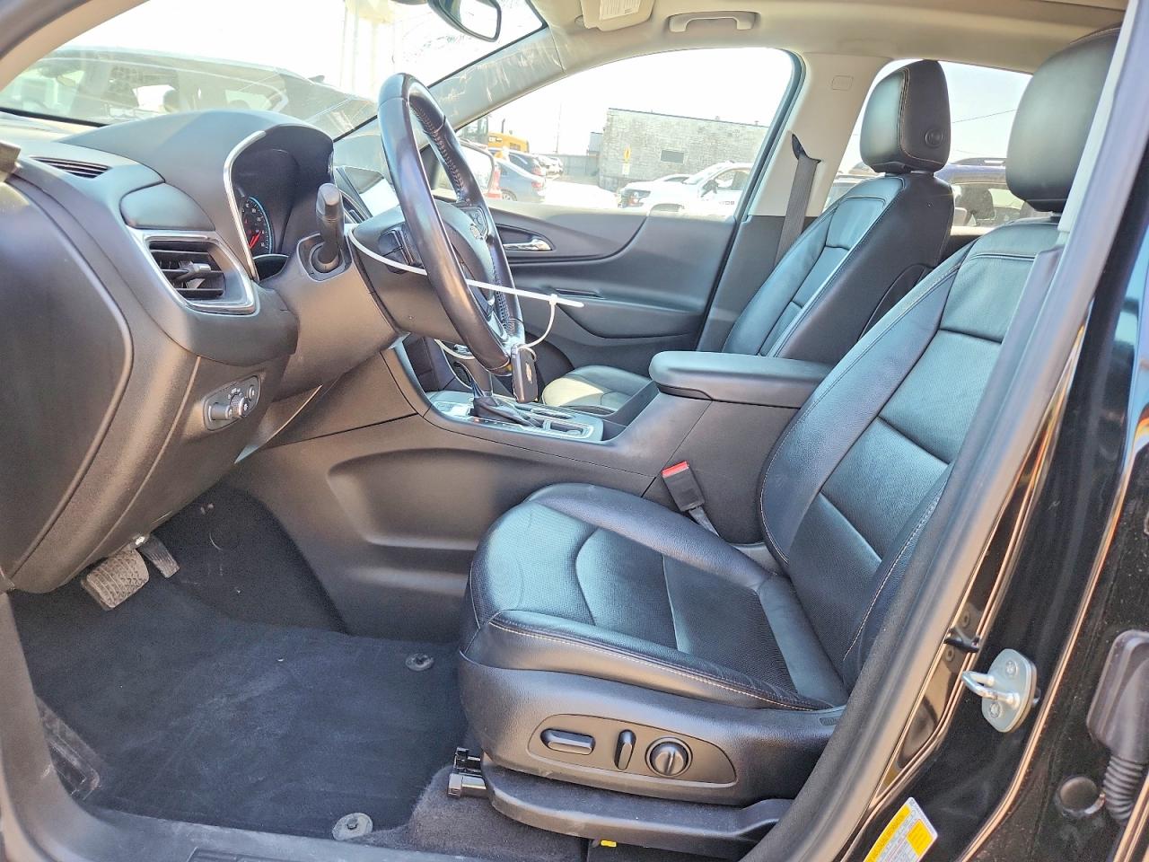 2020 CHEVROLET EQUINOX LT photo 19