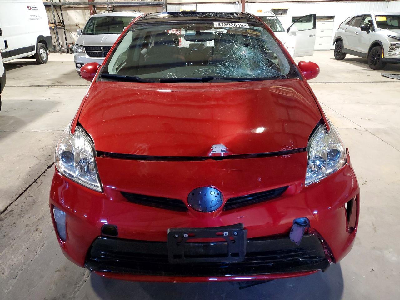 2015 TOYOTA PRIUS FOUR photo 13
