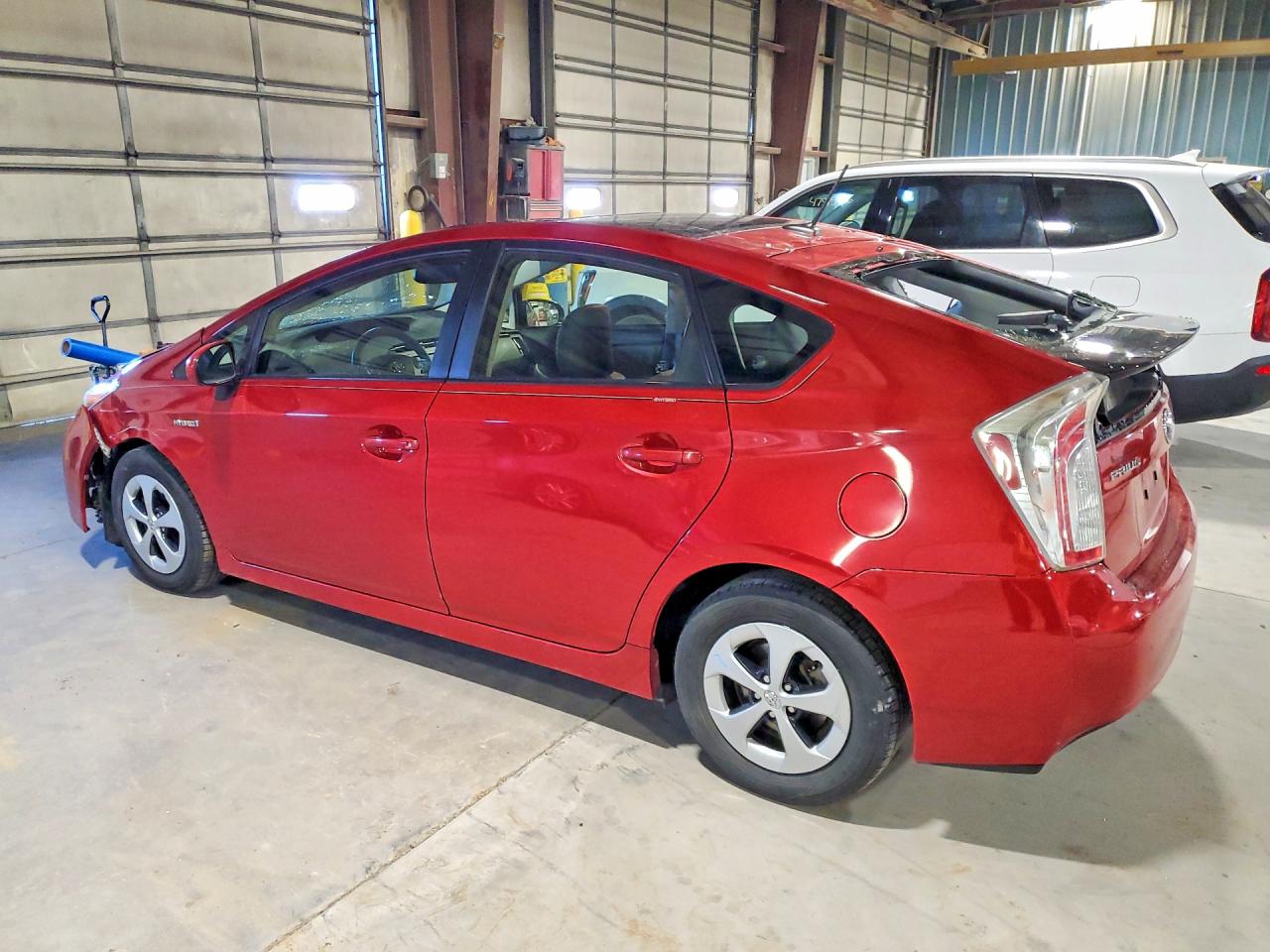 2015 TOYOTA PRIUS FOUR photo 4