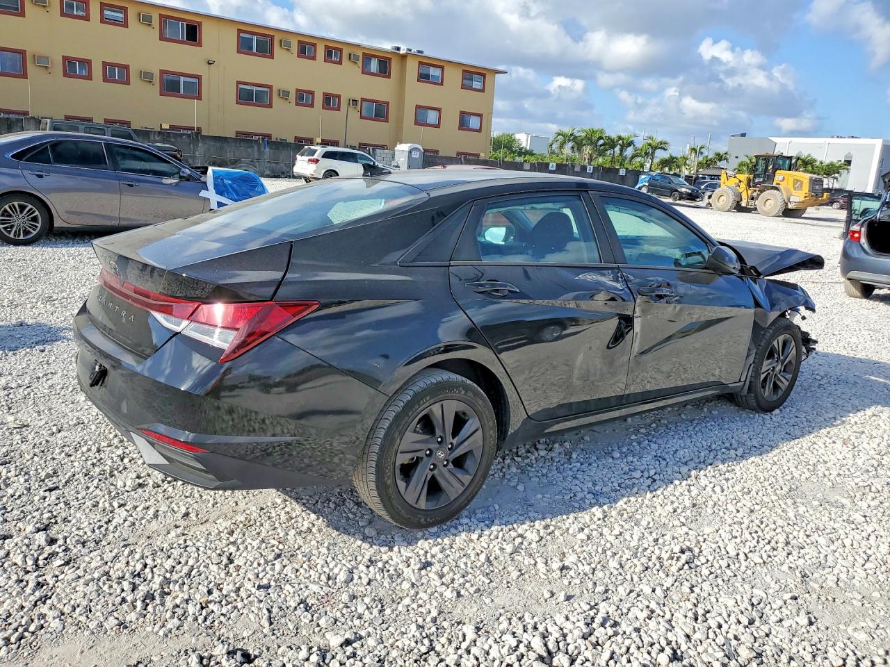 2022 HYUNDAI ELANTRA SEL photo 5