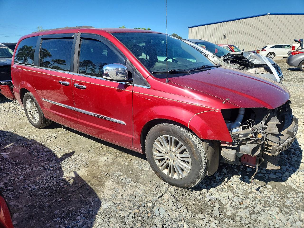 2015 CHRYSLER TOWN & COUNTRY TOURING L photo 10