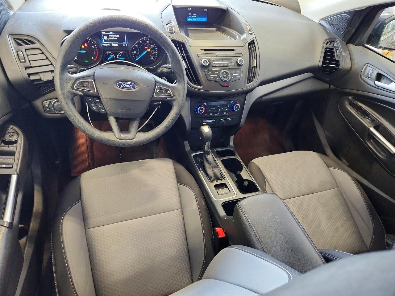 2017 FORD ESCAPE SE photo 15