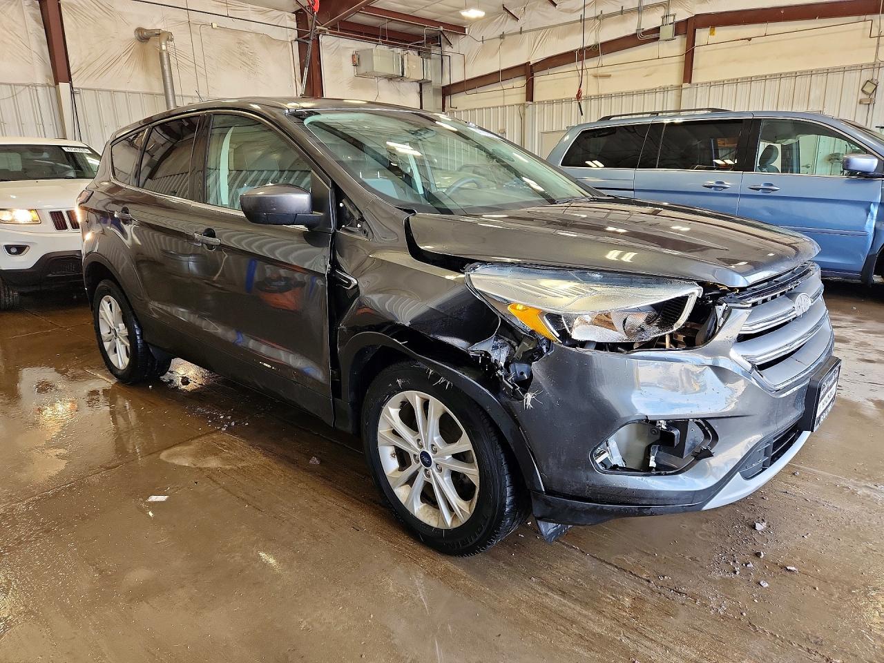 2017 FORD ESCAPE SE photo 7