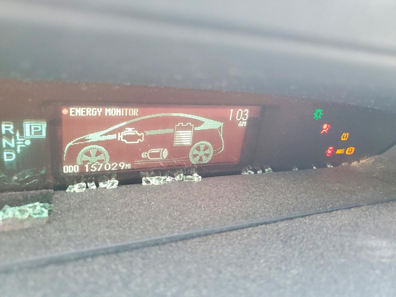 2011 TOYOTA PRIUS THREE photo 9