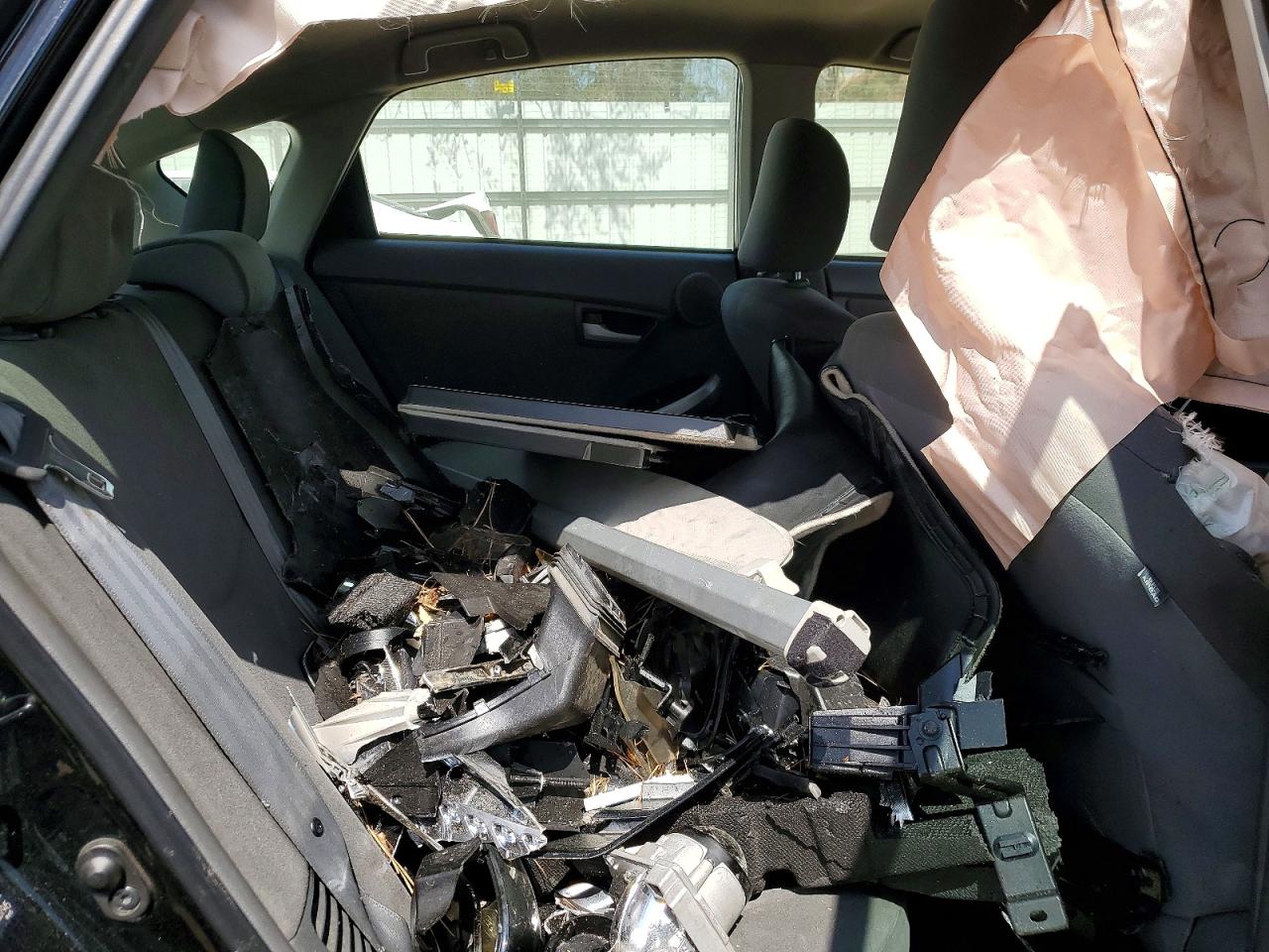 2011 TOYOTA PRIUS THREE photo 10