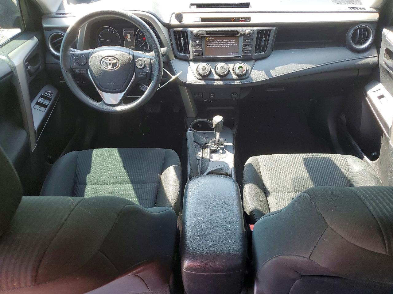 2018 TOYOTA RAV4 LE photo 15