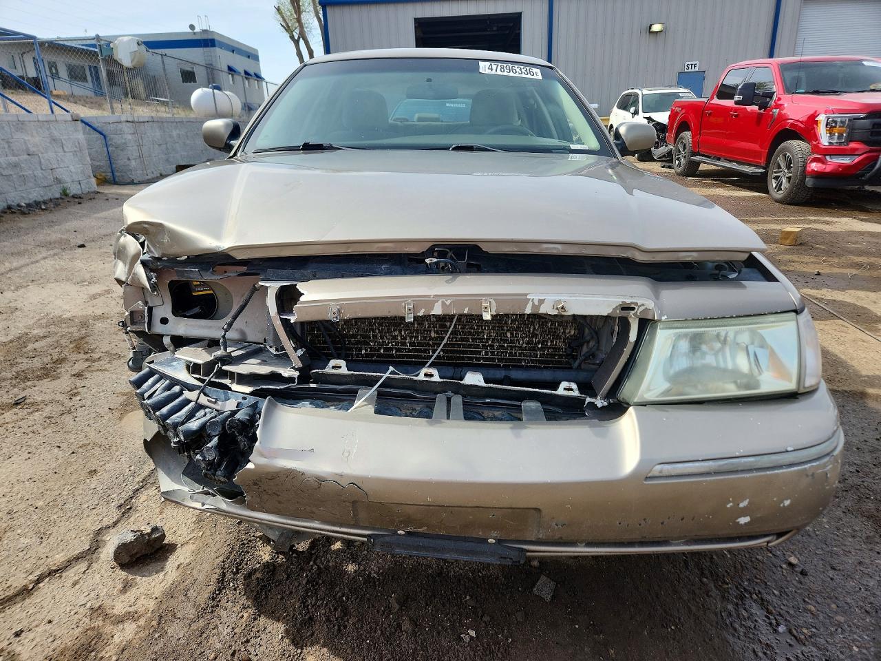 2005 MERCURY GRAND MARQUIS GS photo 5