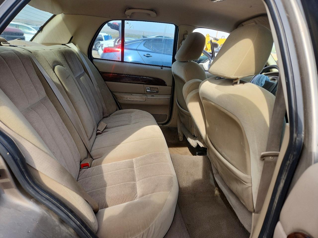 2005 MERCURY GRAND MARQUIS GS photo 10