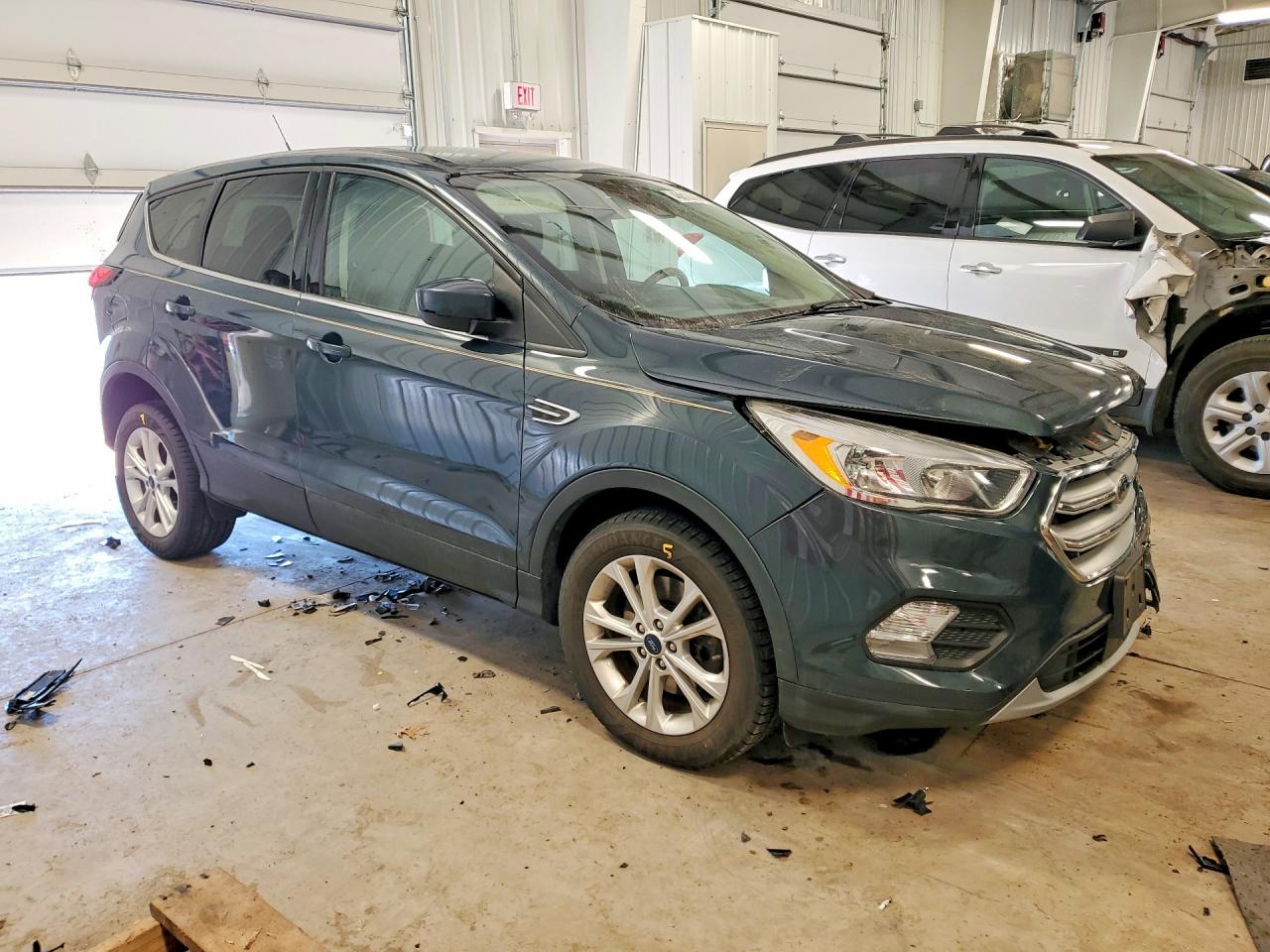 2019 FORD ESCAPE SE photo 8