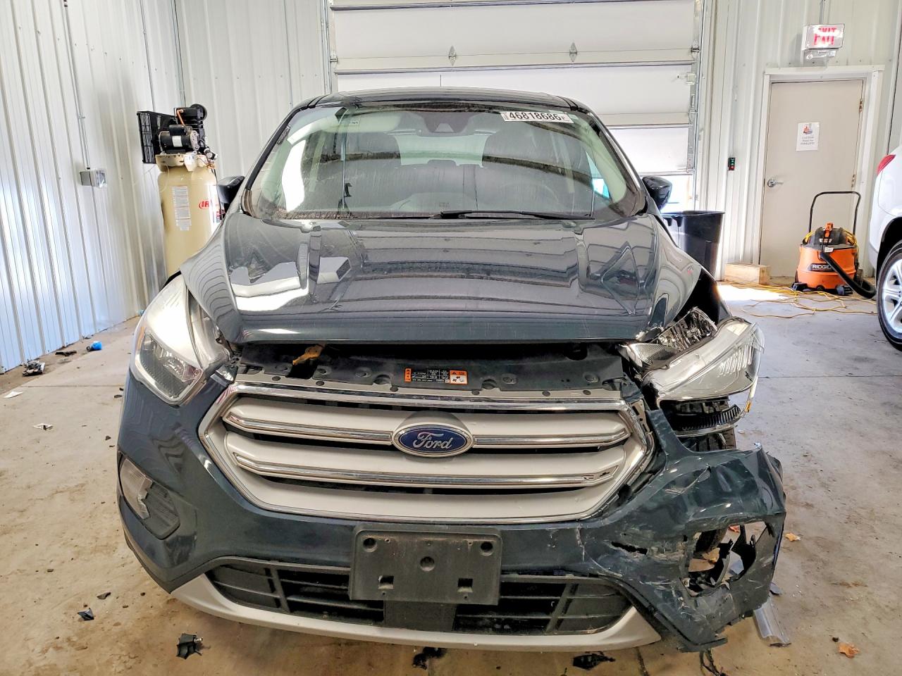 2019 FORD ESCAPE SE photo 9