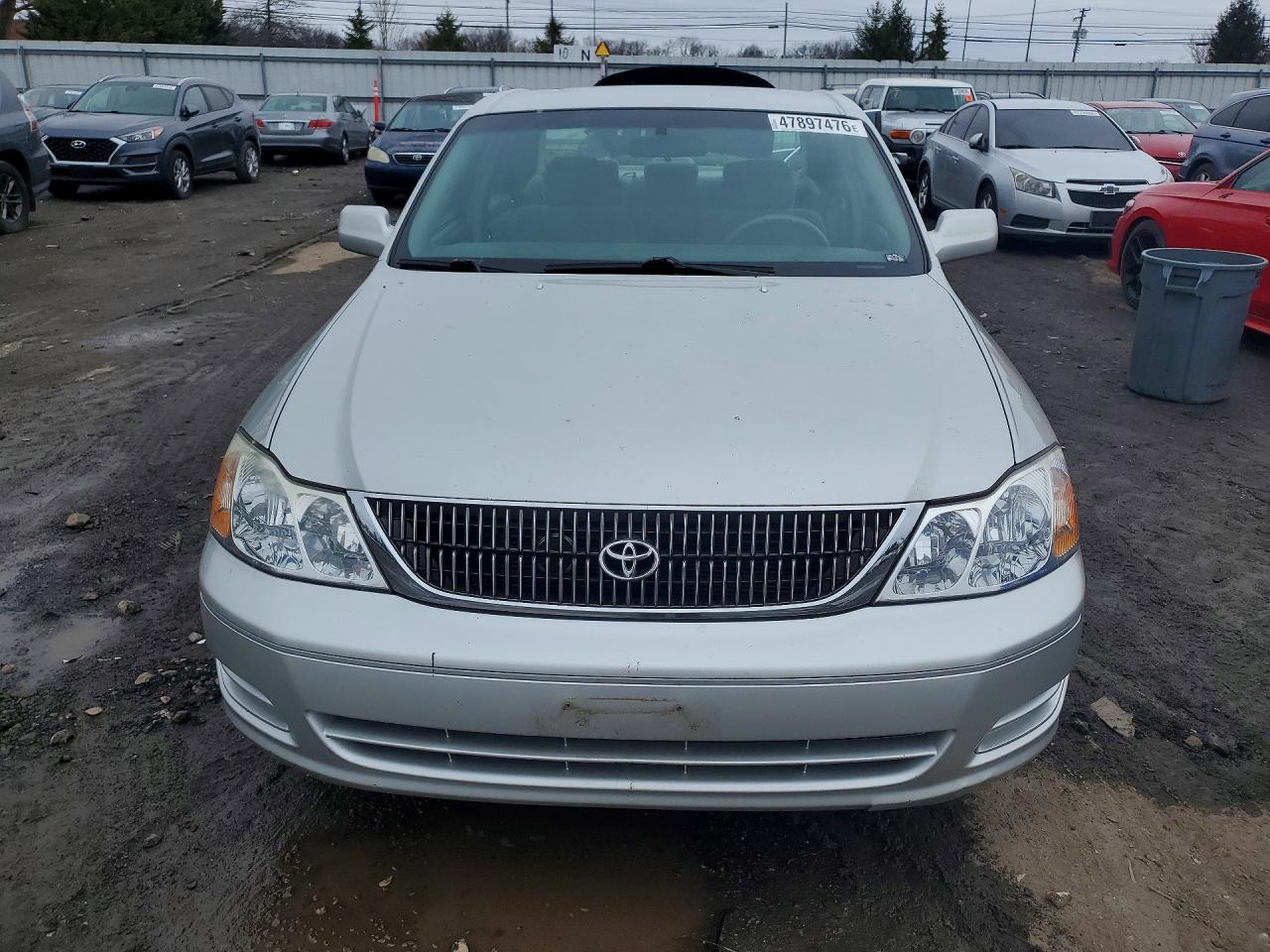 2000 TOYOTA AVALON XL photo 9