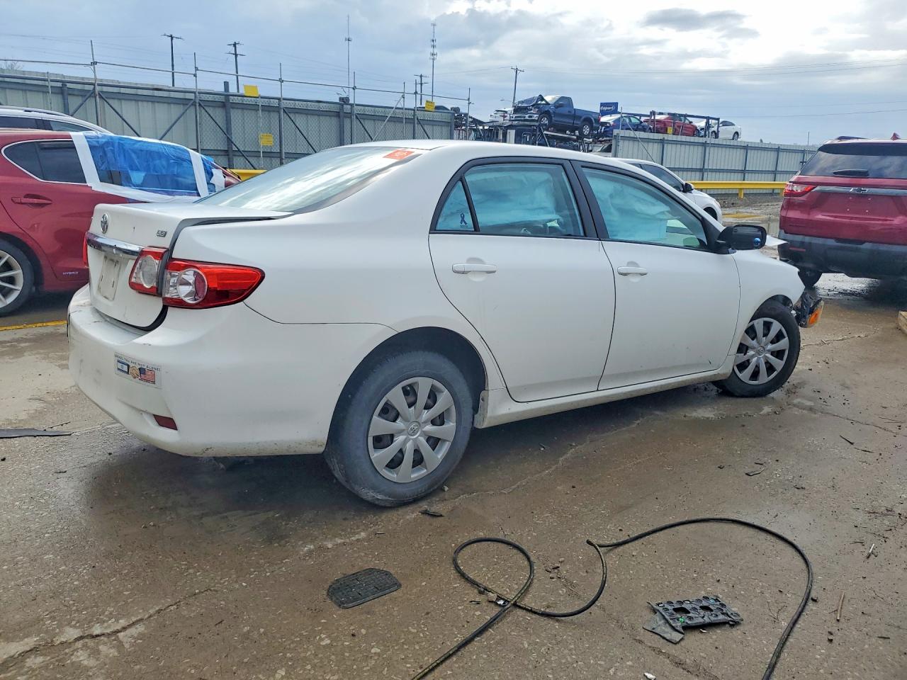 2011 TOYOTA COROLLA LE photo 7