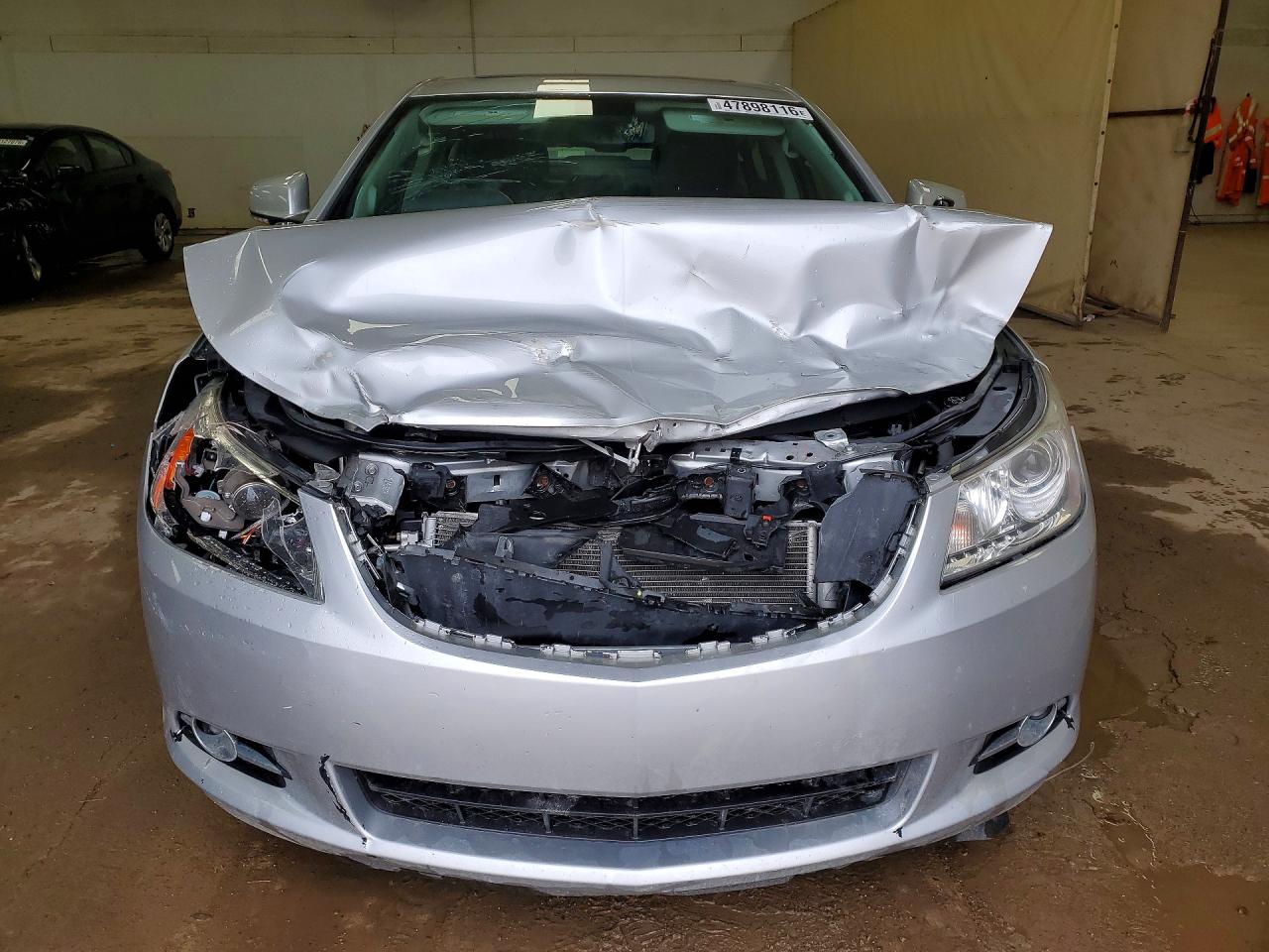 2011 BUICK LACROSSE CXS photo 13