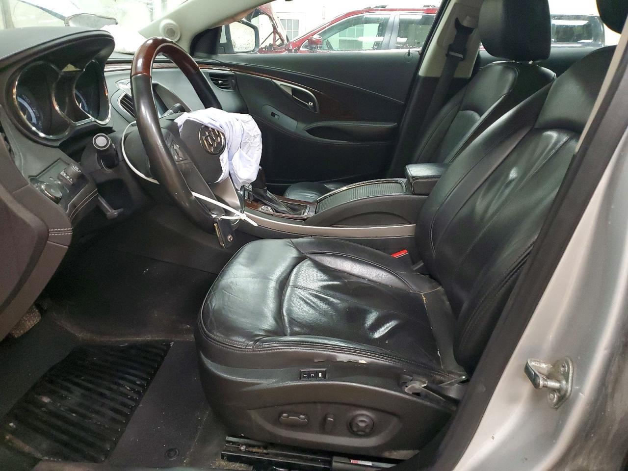 2011 BUICK LACROSSE CXS photo 19