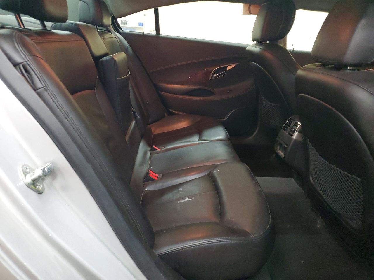 2011 BUICK LACROSSE CXS photo 28