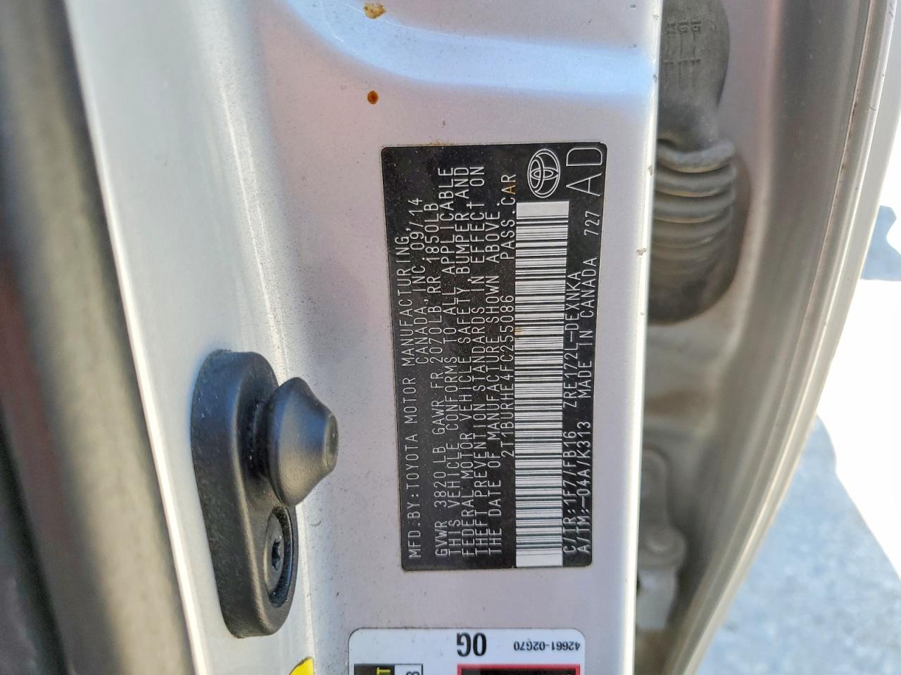 2015 TOYOTA COROLLA LE photo 12