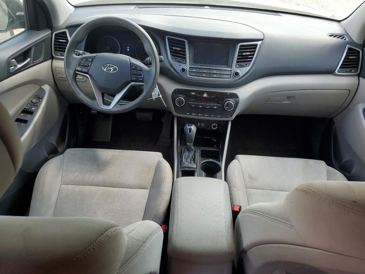 2018 HYUNDAI TUCSON SEL photo 8