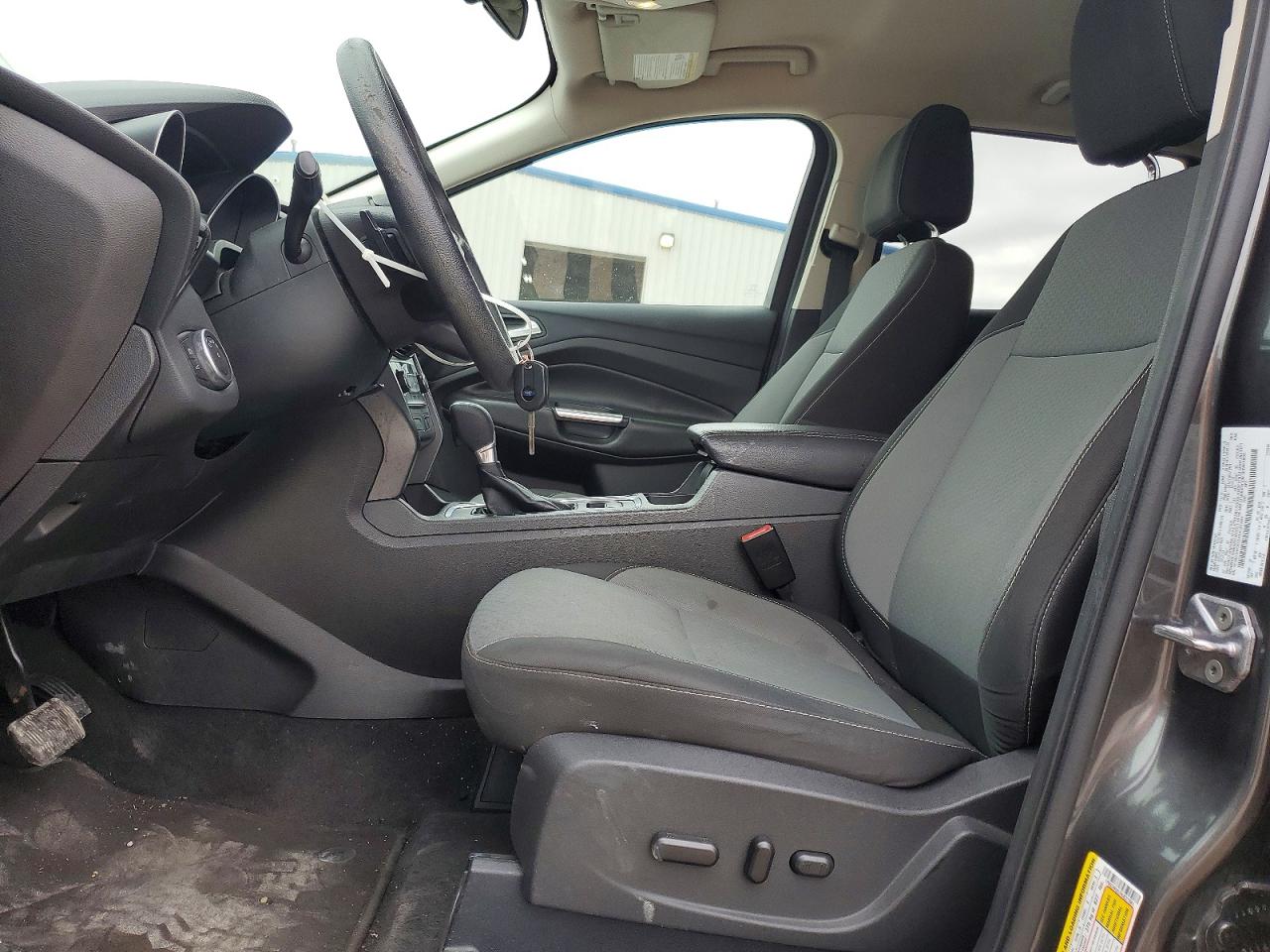 2017 FORD ESCAPE SE photo 7