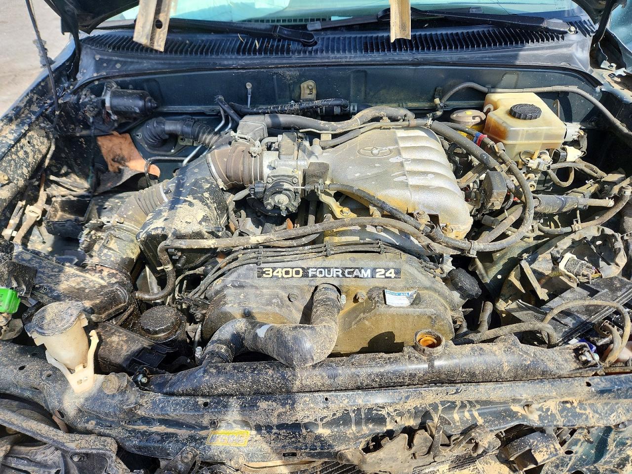 2001 TOYOTA 4RUNNER SR5 photo 23