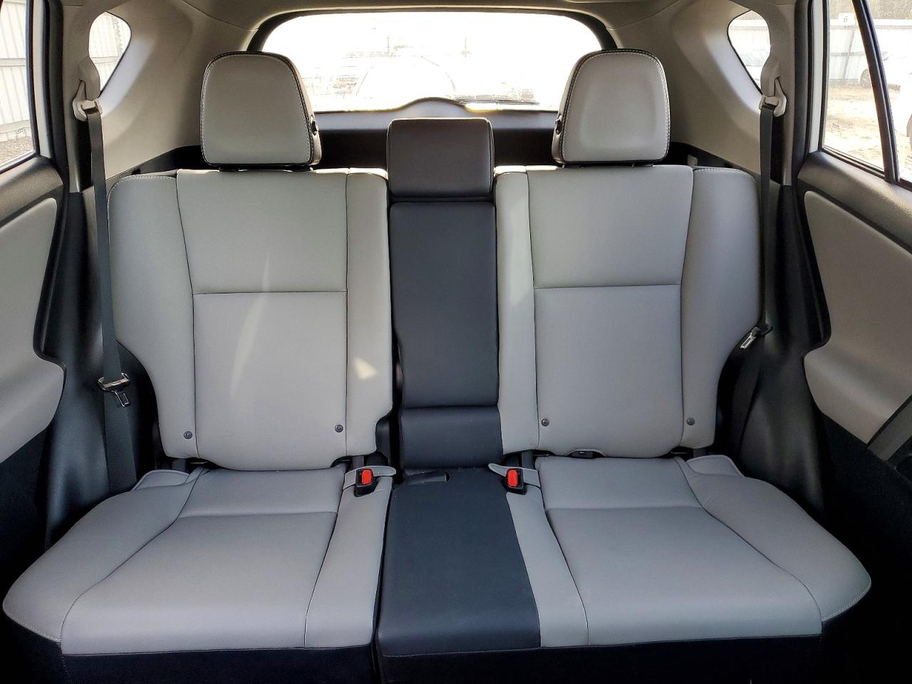 2017 TOYOTA RAV4 LIMITED photo 19