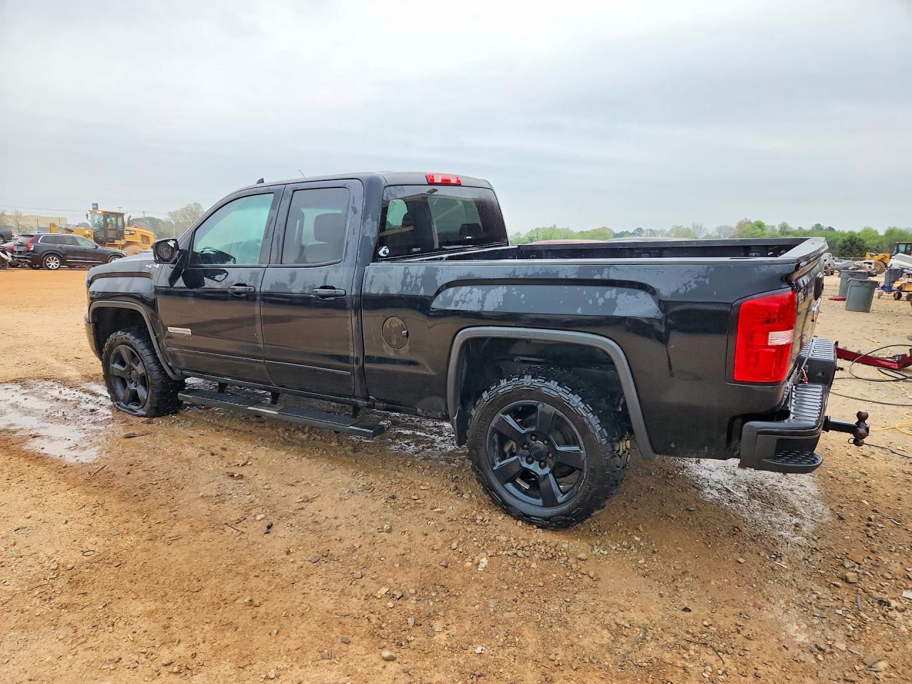2017 GMC SIERRA K1500 photo 3
