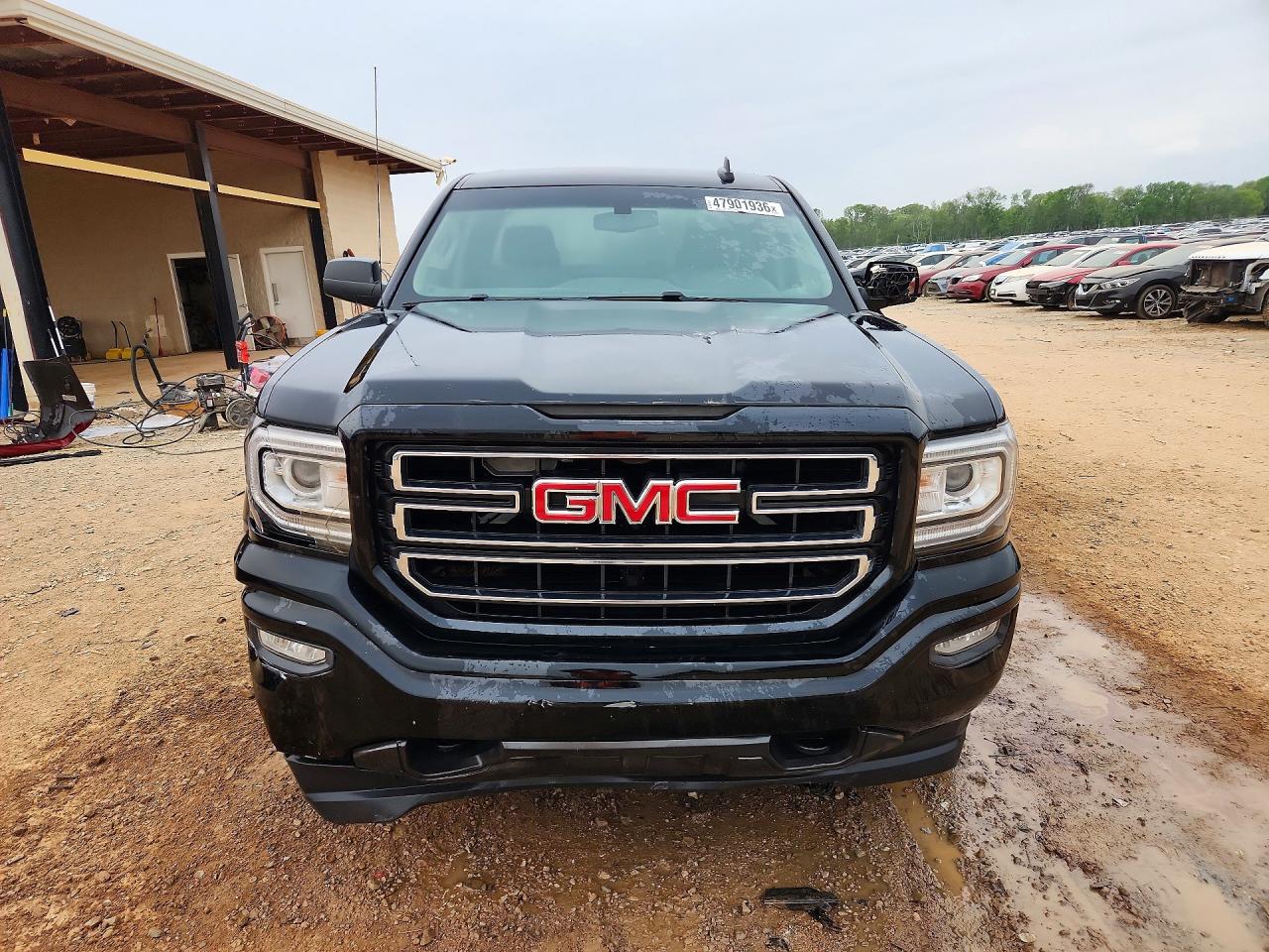 2017 GMC SIERRA K1500 photo 9