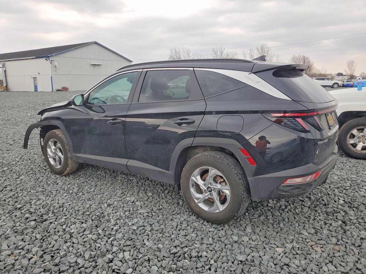 2023 HYUNDAI TUCSON SEL photo 2
