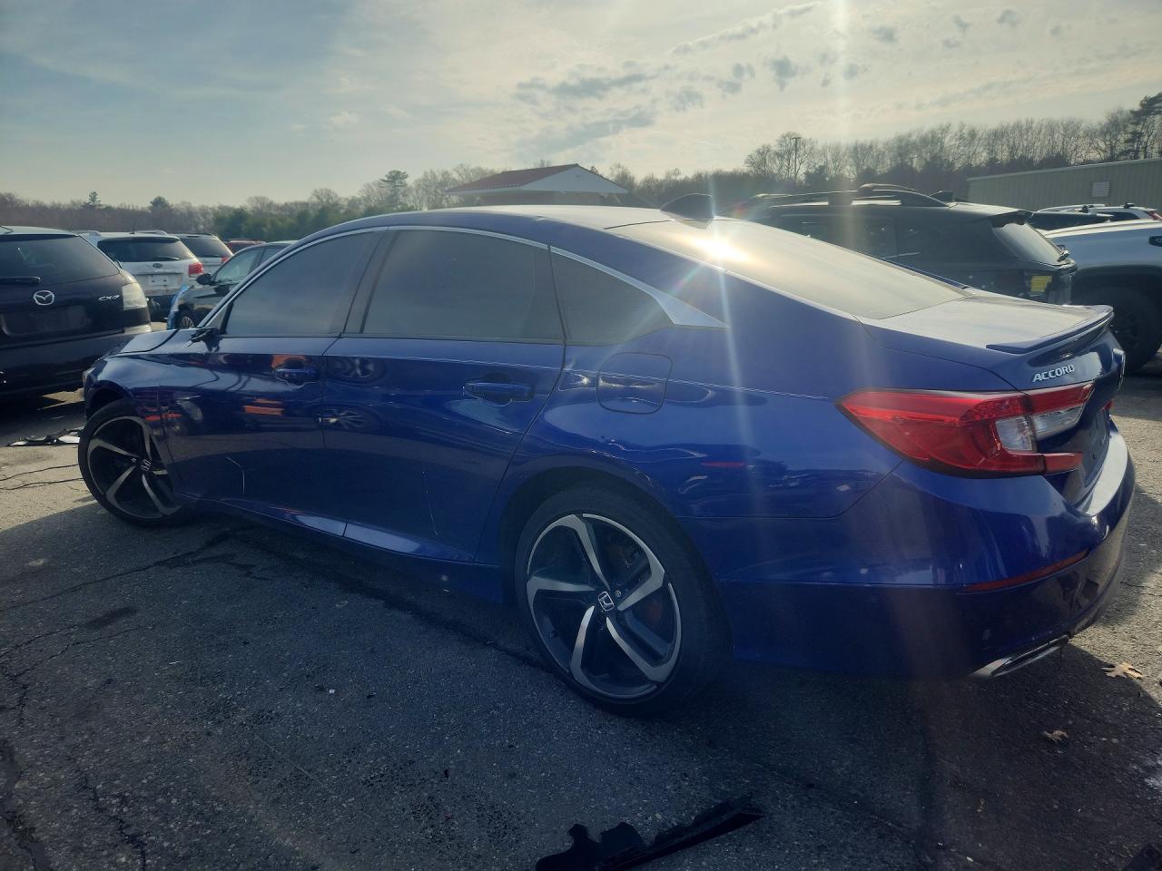 2018 HONDA ACCORD SPORT photo 2