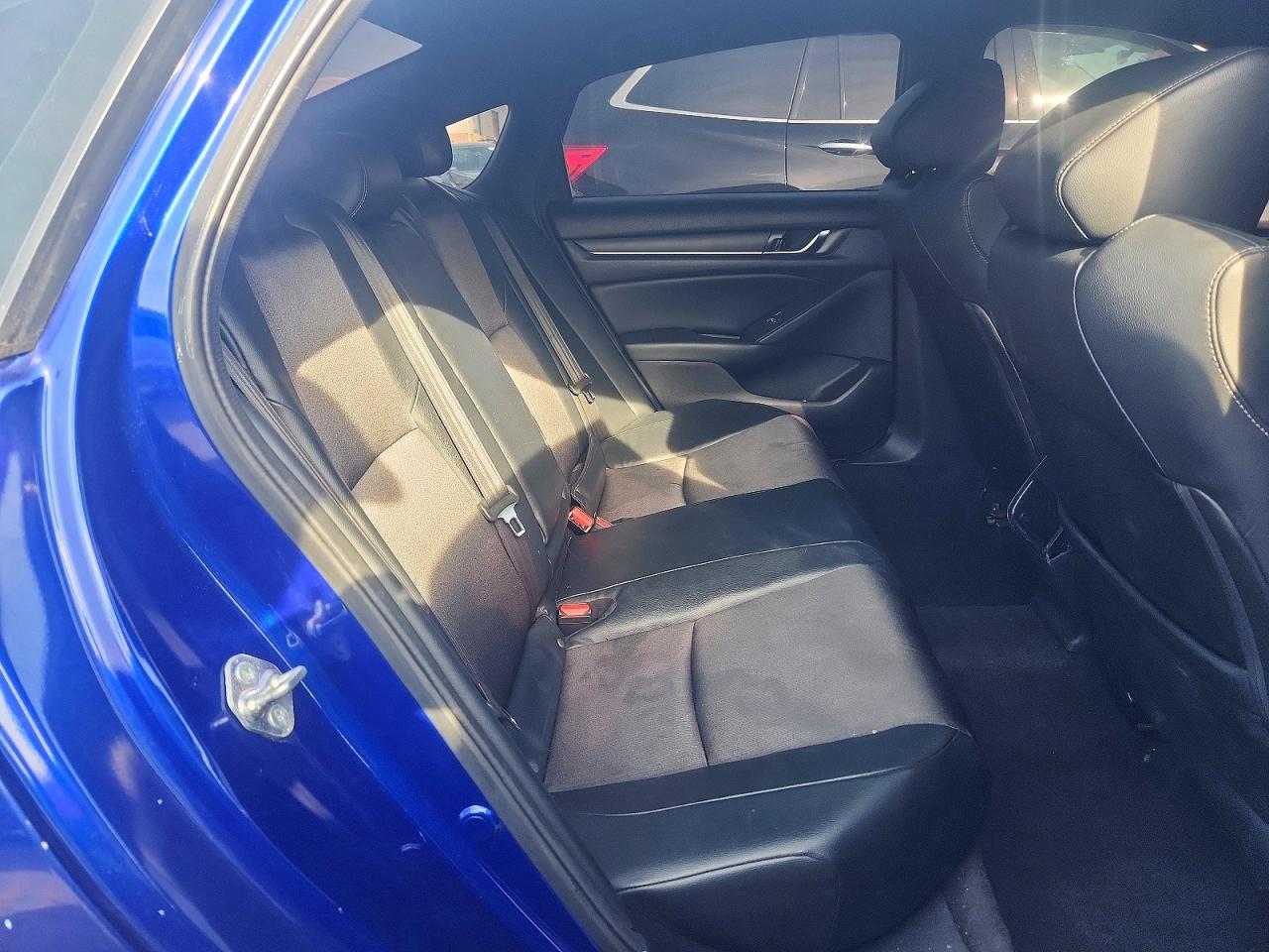 2018 HONDA ACCORD SPORT photo 10