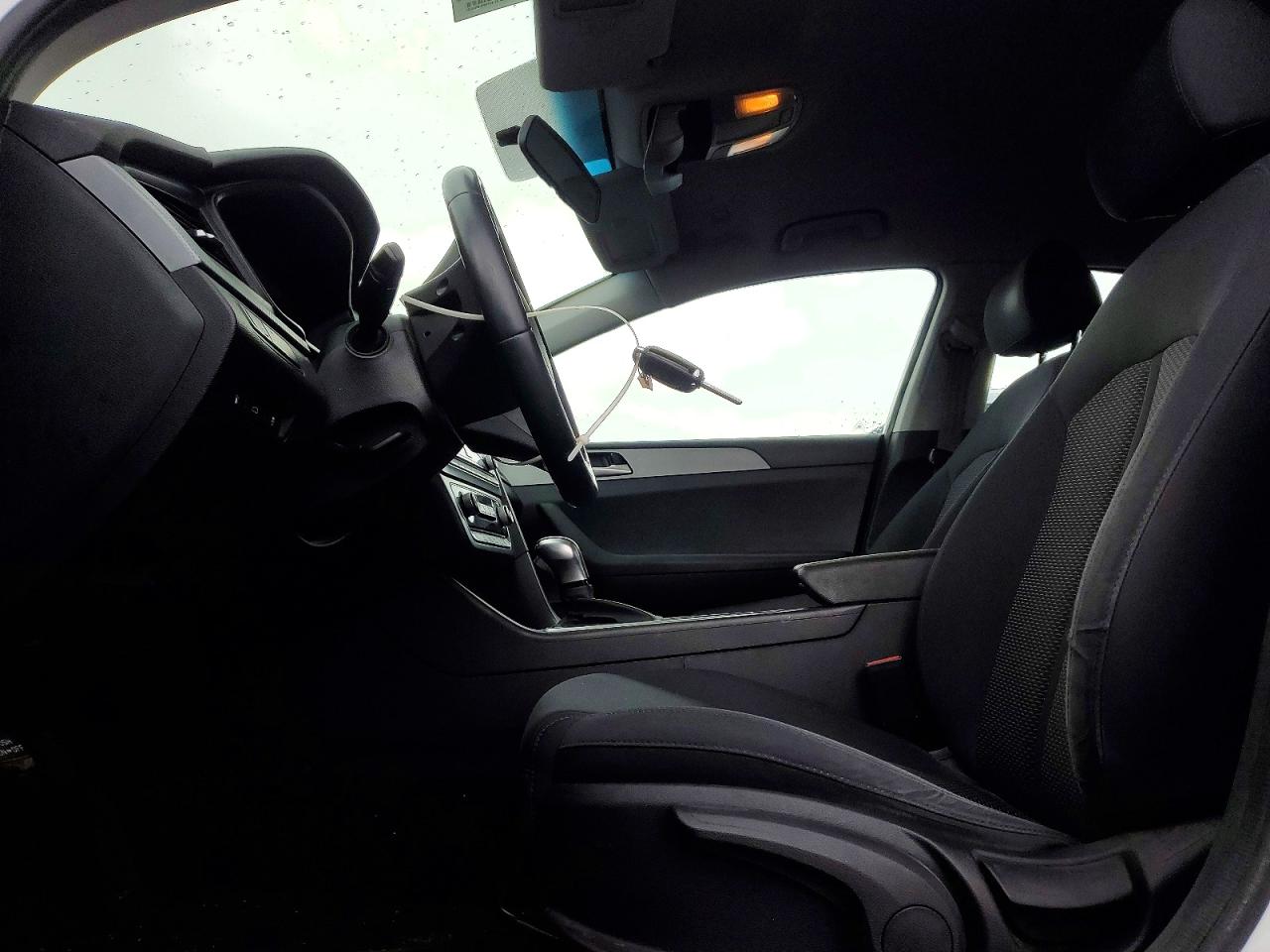 2018 HYUNDAI SONATA SE photo 7