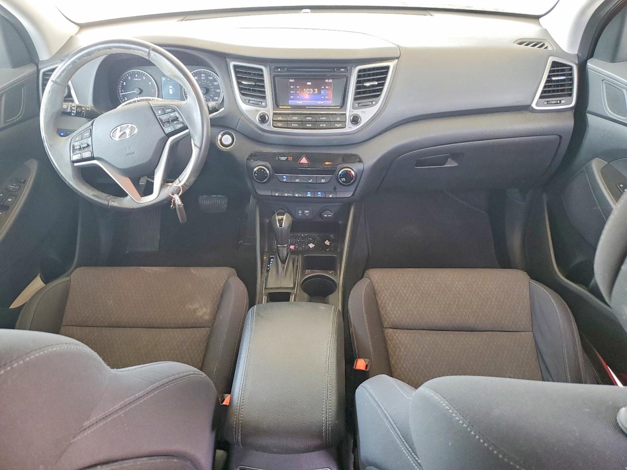 2017 HYUNDAI TUCSON SPORT photo 8
