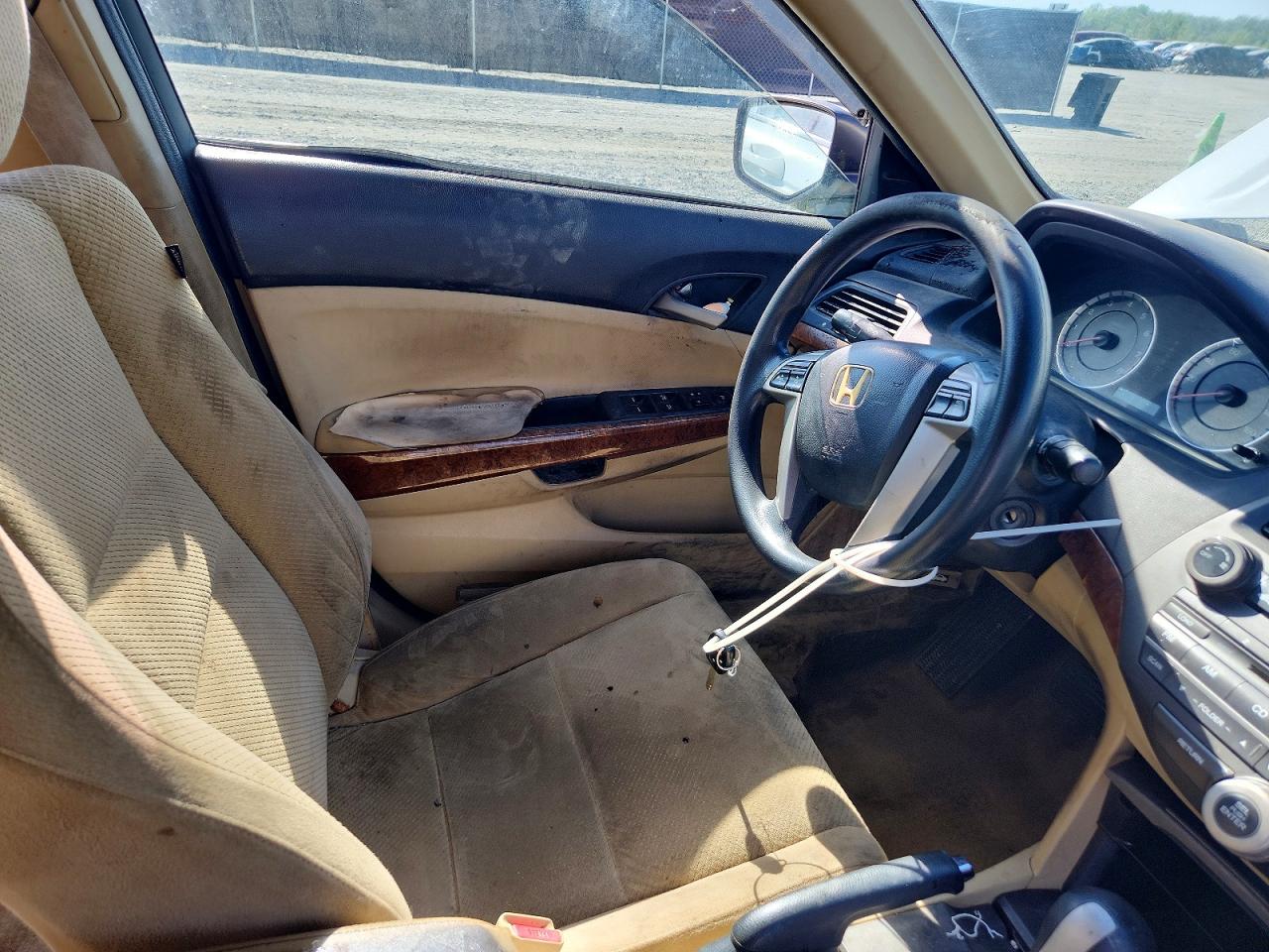 2011 HONDA ACCORD EX photo 7